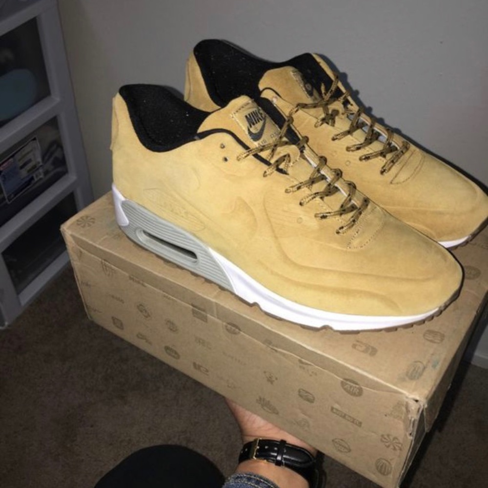 Nike Air Max 90